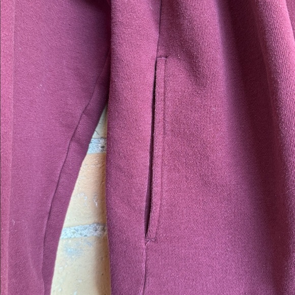 Lole Burgundy Hoodie Sweatshirt - Picture 4 of 5